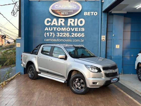 CHEVROLET S10 2.8 LT 4X4 CD 16V TURBO DIESEL 4P MANUAL CHEVROLET S10 2.8 LT 4X4 CD 16V TURBO DIESEL 4P MANUAL